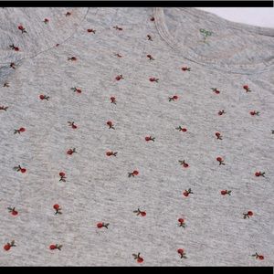 Cute Rose Patterned T-Shirt